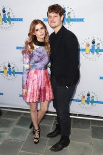 Carlson Young feet photo thumbnail