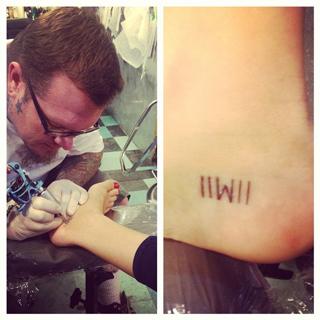 Carly Chaikin feet photo thumbnail