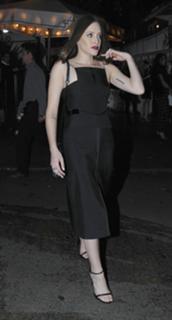 Carly Chaikin feet photo thumbnail