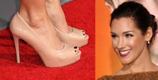 Carly Craig feet photo 11