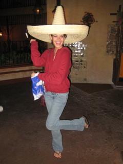 Carly Foulkes feet photo thumbnail