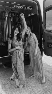 Carly Foulkes feet photo thumbnail