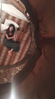 Carly Foulkes feet photo thumbnail