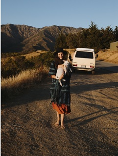 Carly Foulkes feet photo thumbnail