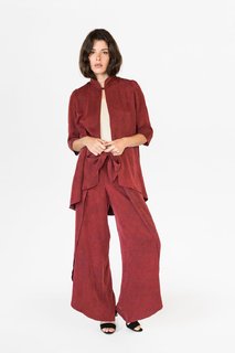 Carly Foulkes feet photo thumbnail