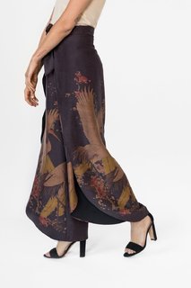 Carly Foulkes feet photo thumbnail