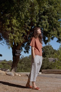 Carly Foulkes feet photo thumbnail