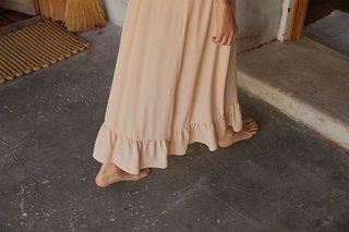 Carly Foulkes feet photo thumbnail