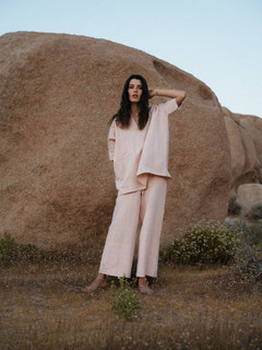 Carly Foulkes feet photo thumbnail