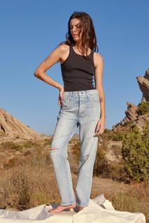 Carly Foulkes feet photo thumbnail