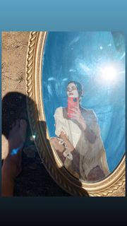 Carly Foulkes feet photo thumbnail