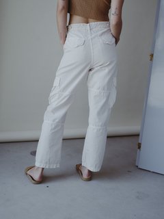 Carly Foulkes feet photo thumbnail