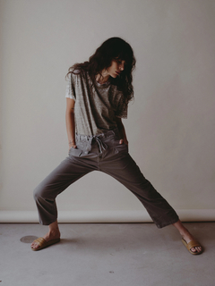 Carly Foulkes feet photo thumbnail