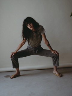 Carly Foulkes feet photo thumbnail