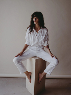 Carly Foulkes feet photo thumbnail