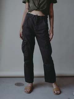 Carly Foulkes feet photo thumbnail