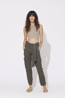 Carly Foulkes feet photo thumbnail