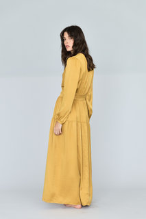 Carly Foulkes feet photo thumbnail