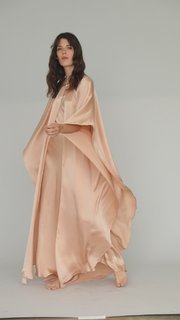 Carly Foulkes feet photo thumbnail