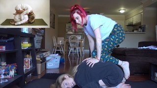 Carly Incontro feet photo thumbnail