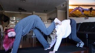 Carly Incontro feet photo thumbnail
