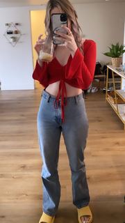 Carly Incontro feet photo thumbnail