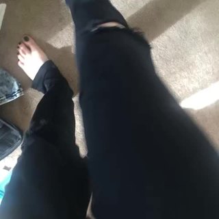 Carly Incontro feet photo thumbnail