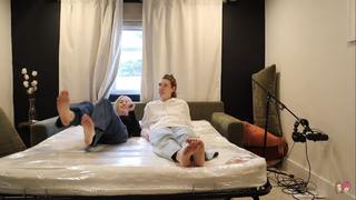 Carly Incontro feet photo thumbnail
