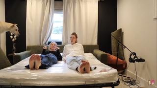 Carly Incontro feet photo thumbnail