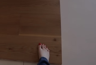 Carly Incontro feet photo thumbnail