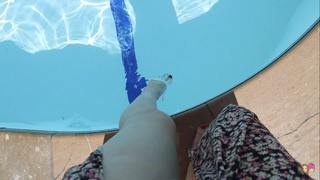 Carly Incontro feet photo thumbnail
