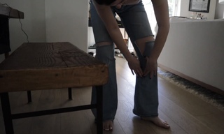 Carly Incontro feet photo thumbnail