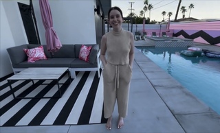 Carly Incontro feet photo thumbnail