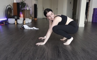 Carly Incontro feet photo thumbnail