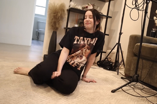 Carly Incontro feet photo thumbnail