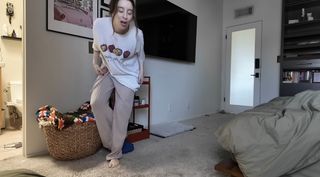 Carly Incontro feet photo thumbnail