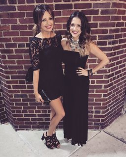 Carly Pearce feet photo 20