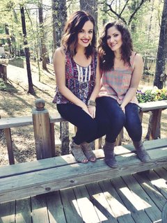 Carly Pearce feet photo 7