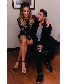 Carly Pearce feet photo 18