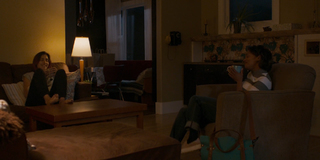 Carly Pope feet photo 4