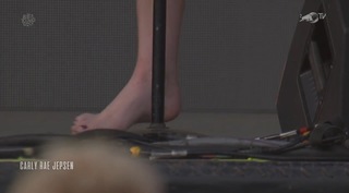Carly Rae Jepsen feet photo thumbnail