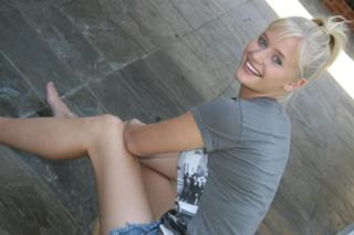 Carly Schroeder feet photo 17