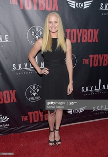 Carly Schroeder feet photo 18
