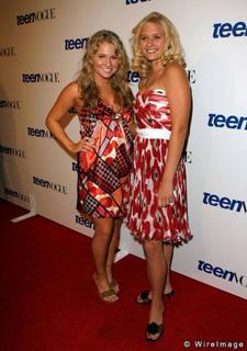 Carly Schroeder feet photo 3