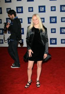 Carly Schroeder feet photo 4