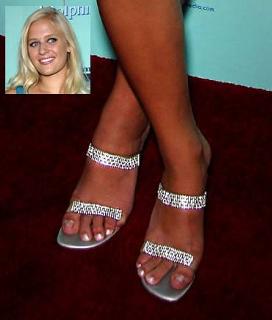Carly Schroeder feet photo 3
