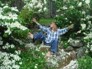 Carly Simon feet photo thumbnail