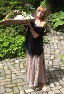 Carly Simon feet photo thumbnail