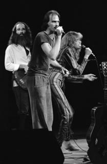 Carly Simon feet photo thumbnail
