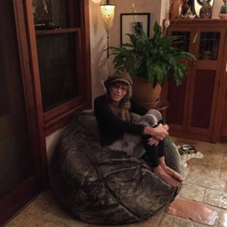 Carly Simon feet photo thumbnail